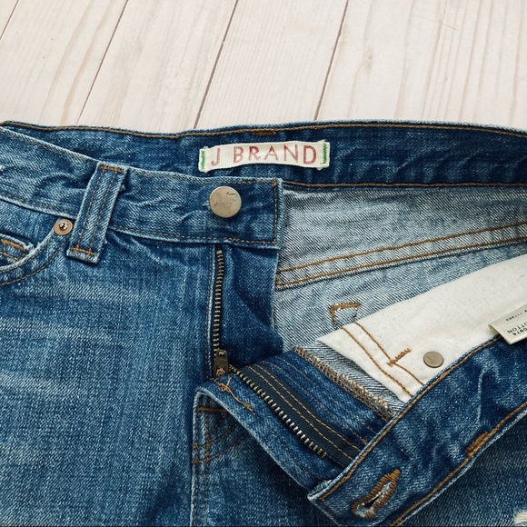 J Brand Women's Libra Blue Denim Cutoff Shorts Size 26 - Picture 7 of 17